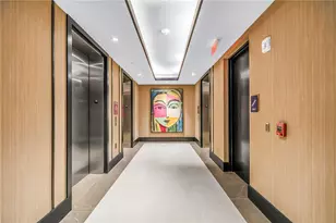 275 1st Ave S, Saint Petersburg, FL 33701 - Photo 59