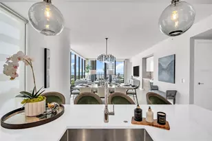 301 1st St S, Saint Petersburg, FL 33701 - Photo 19