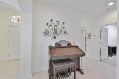 2423 Richmond Greens Court, Sun City Center, FL 33573 - Photo 9