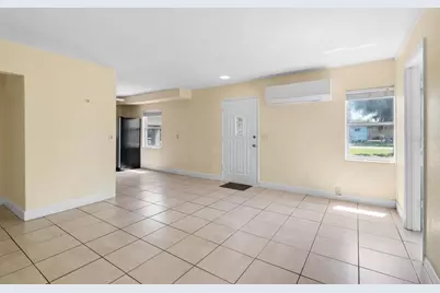 301 5th Avenue NW, Ruskin, FL 33570 - Photo 7