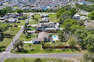 301 5th Ave NW, Ruskin, FL 33570 - Photo 43