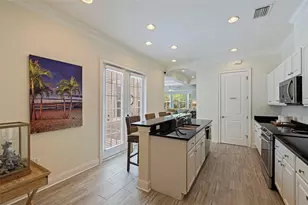 125 Commonwealth Ct N, Saint Petersburg, FL 33716 - Photo 17