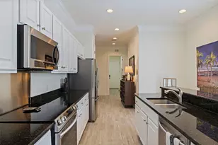 125 Commonwealth Ct N, Saint Petersburg, FL 33716 - Photo 15