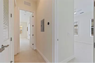 125 Commonwealth Court N, Saint Petersburg, FL 33716 - Photo 37