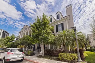 125 Commonwealth Ct N, Saint Petersburg, FL 33716 - Photo 1