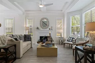 125 Commonwealth Ct N, Saint Petersburg, FL 33716 - Photo 5