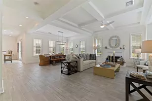 125 Commonwealth Ct N, Saint Petersburg, FL 33716 - Photo 5