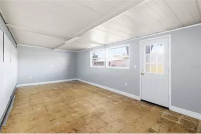 4550 Olive Drive, Zephyrhills, FL 33542 - Photo 19