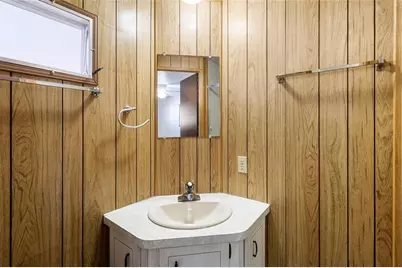 4550 Olive Drive, Zephyrhills, FL 33542 - Photo 17