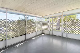 4550 Olive Dr, Zephyrhills, FL 33542 - Photo 25