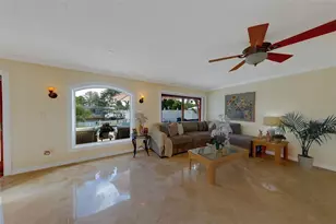 2017 Cove Dr, Largo, FL 33774 - Photo 11