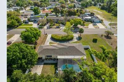 2700 49th Street N, Saint Petersburg, FL 33710 - Photo 5