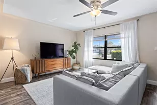 2700 49th Street N, Saint Petersburg, FL 33710 - Photo 11