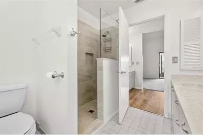 846 Glades Court NE, Saint Petersburg, FL 33702 - Photo 13