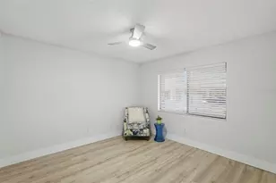 2549 Oakleaf Ln, Clearwater, FL 33763 - Photo 13