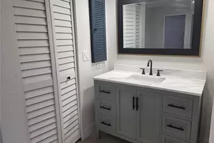 2549 Oakleaf Ln, Clearwater, FL 33763 - Photo 21