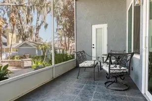 4605 Oak River Cir, Valrico, FL 33596 - Photo 5