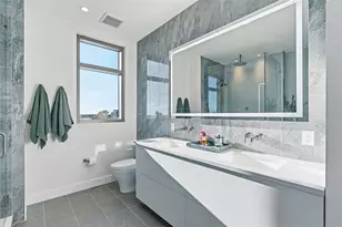 126 4th Ave NE, Saint Petersburg, FL 33701 - Photo 17