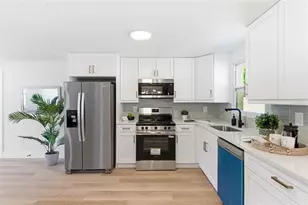 3709 Coral Dr, Tampa, FL 33619 - Photo 11