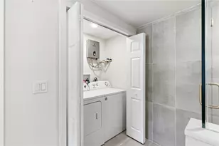 3709 Coral Dr, Tampa, FL 33619 - Photo 27