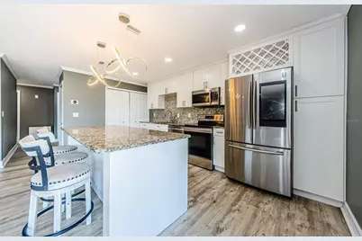 722 116th Ave N #2002, Saint Petersburg, FL 33716 - Photo 7