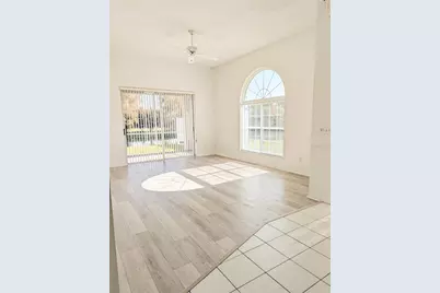 208 Hemingway Drive, Oldsmar, FL 34677 - Photo 5
