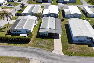 36946 Tara Ave, Zephyrhills, FL 33542 - Photo 35