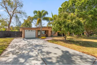 611 11th Street NW, Largo, FL 33770 - Photo 35