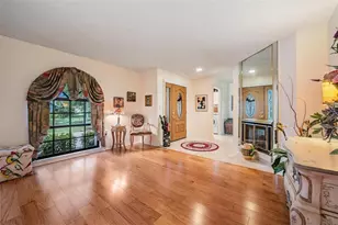 589 Allens Ridge Dr E, Palm Harbor, FL 34683 - Photo 7