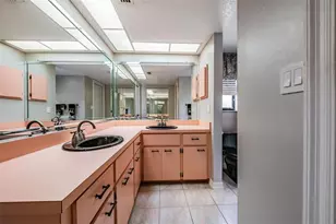 589 Allens Ridge Dr E, Palm Harbor, FL 34683 - Photo 33