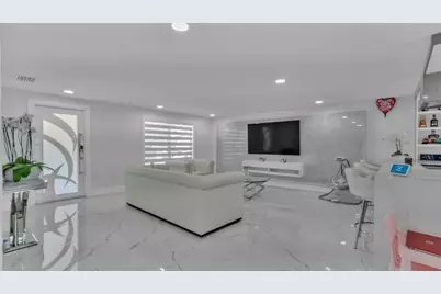 [Address not provided], Tampa, FL 33624 - Photo 19