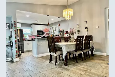 10804 N Myrtle Street, Tampa, FL 33617 - Photo 3