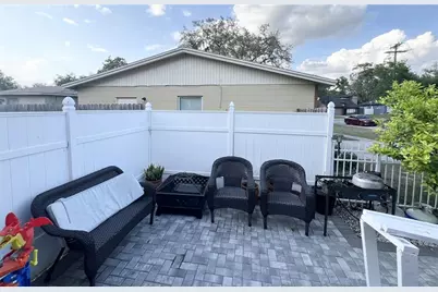 10804 N Myrtle Street, Tampa, FL 33617 - Photo 17