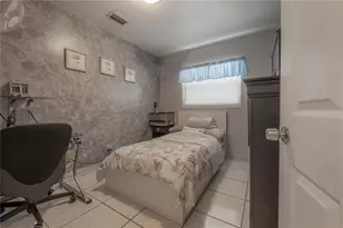 714 Belt Ct, Tampa, FL 33612 - Photo 15