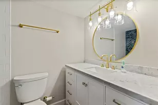 4895 Bay St NE, Saint Petersburg, FL 33703 - Photo 23