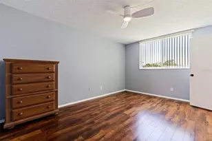 4895 Bay St NE, Saint Petersburg, FL 33703 - Photo 19