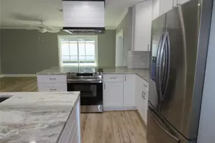 2767 Poppyseed Ct, Clearwater, FL 33761 - Photo 11