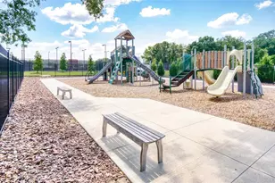 6736 Ripple Pond Loop, Zephyrhills, FL 33541 - Photo 39