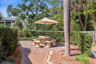 1600 Park St N, Saint Petersburg, FL 33710 - Photo 75