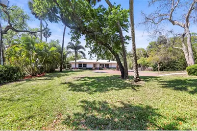 1600 Park Street N, Saint Petersburg, FL 33710 - Photo 73