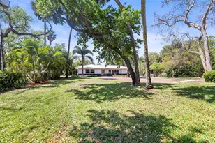 1600 Park St N, Saint Petersburg, FL 33710 - Photo 73