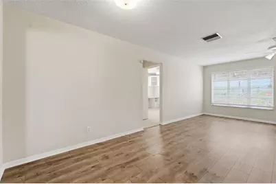 9501 45th Way N, Pinellas Park, FL 33782 - Photo 11