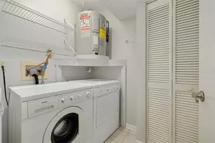 3590 Magnolia Ridge Cir, Palm Harbor, FL 34684 - Photo 19