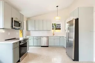 419 64th Ave S, Saint Petersburg, FL 33705 - Photo 3