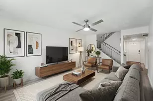 1640 Cape Hope Ave NE, Saint Petersburg, FL 33702 - Photo 3