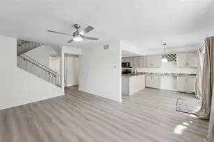 1640 Cape Hope Ave NE, Saint Petersburg, FL 33702 - Photo 5