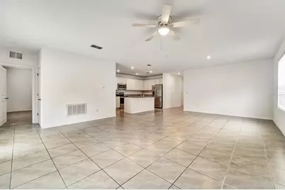 6963 Shelby Lynn Way, Zephyrhills, FL 33542 - Photo 9