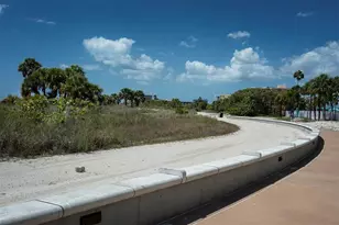 11000 Gulf Blvd, Treasure Island, FL 33706 - Photo 9