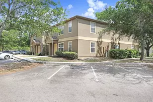 5924 Brickleberry Ln, Zephyrhills, FL 33541 - Photo 13