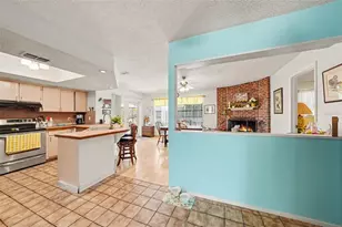 8731 Woodcrest Dr, Port Richey, FL 34668 - Photo 7